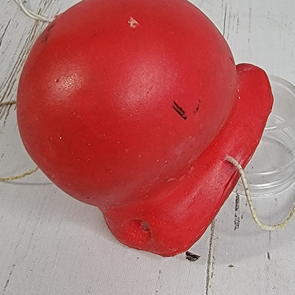 Vintage Red Rubber Clown Gag Nose Sqeeks when Squeezed Horror Killer Clown - Picture 4 of 15